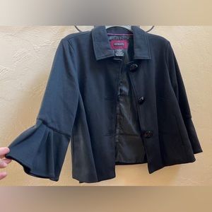 Crop sleeve coat